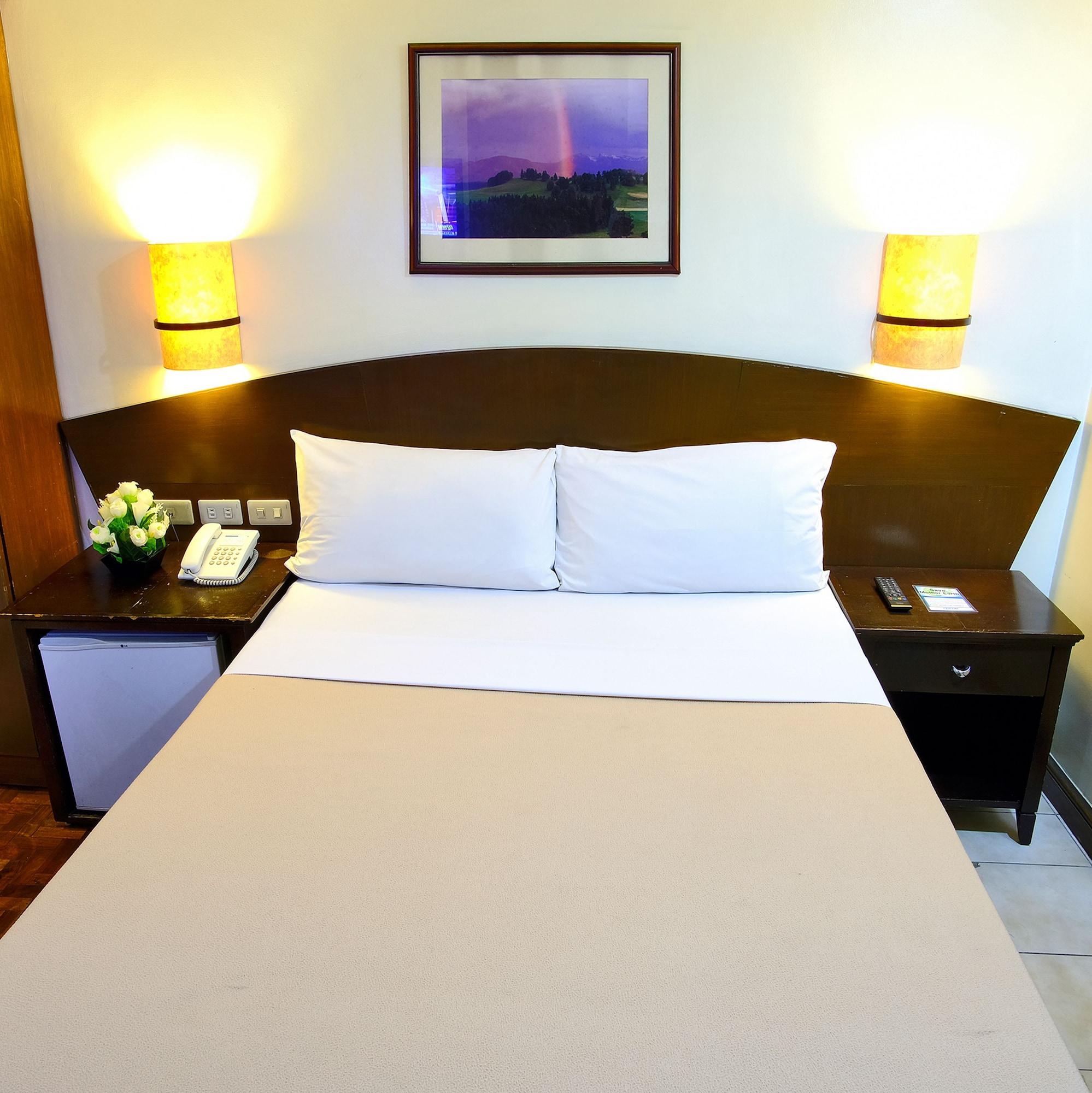 Fersal Hotel - Manila Eksteriør billede