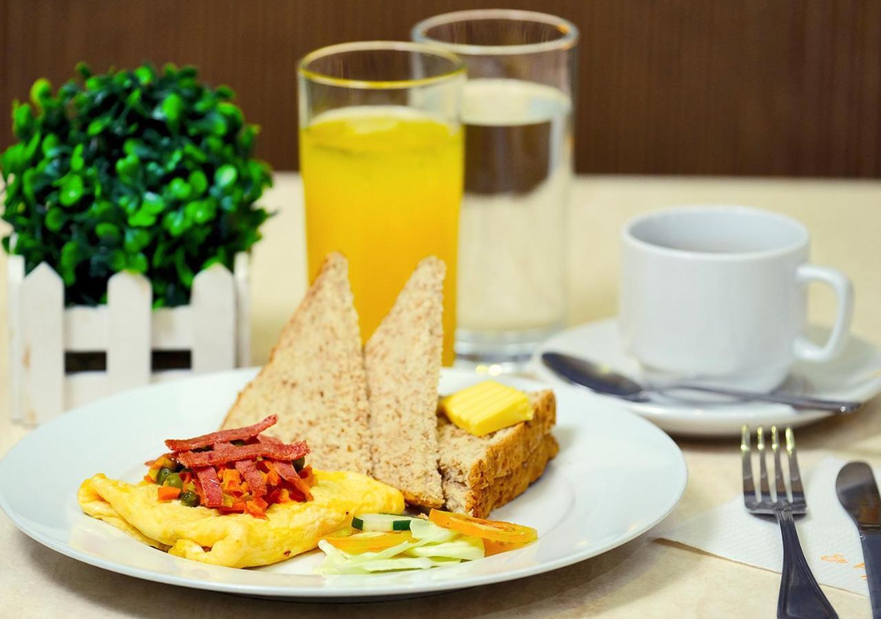 Fersal Hotel - Manila Eksteriør billede