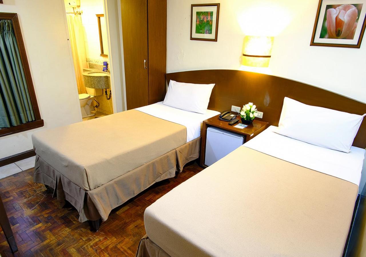 Fersal Hotel - Manila Eksteriør billede
